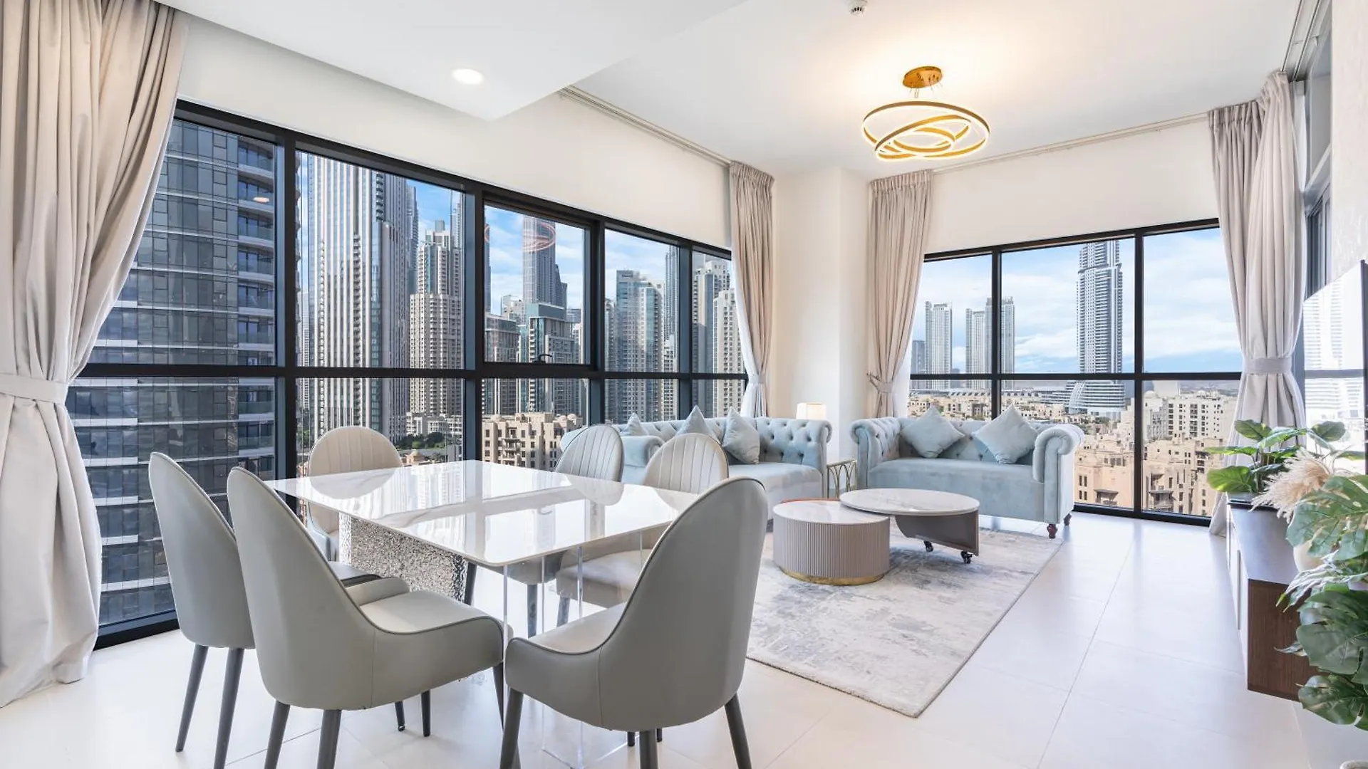 Family Home In Downtown Overlooking Burj Khalifa Ντουμπάι